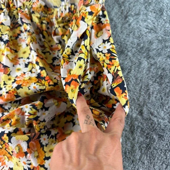 Free People Floral Print Puff‎ Sleeve Cutout Wide Leg Jumpuit Size Small - Picture 14 of 14